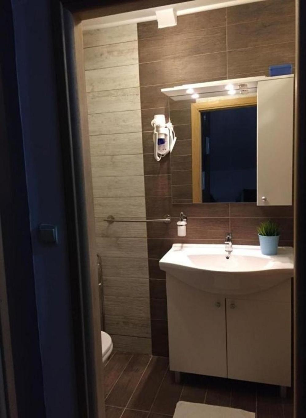 Apartments San - With Pool; Rakovica Ngoại thất bức ảnh