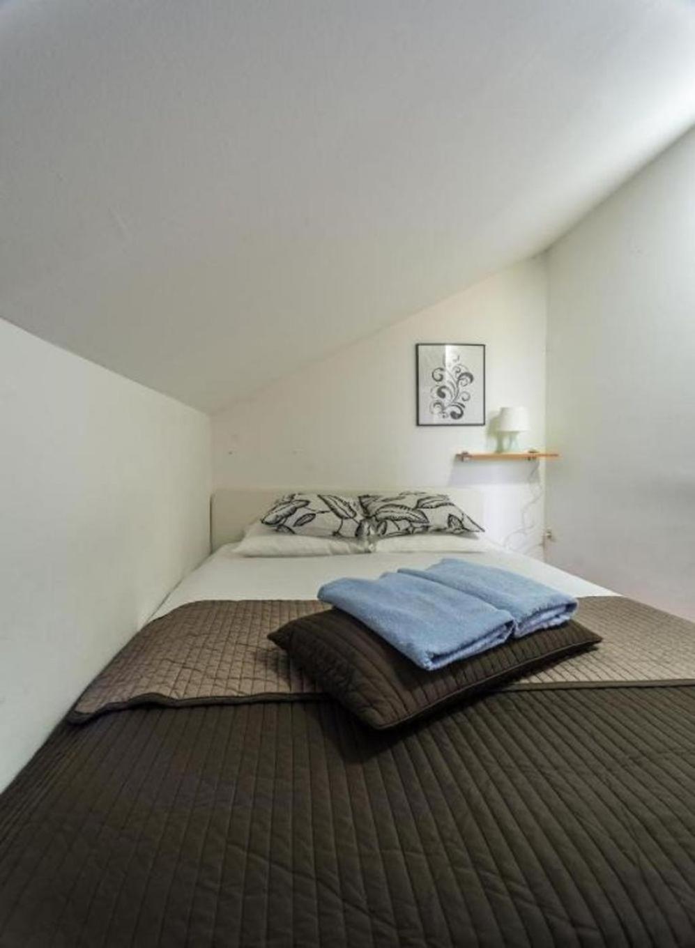 Apartments San - With Pool; Rakovica Ngoại thất bức ảnh